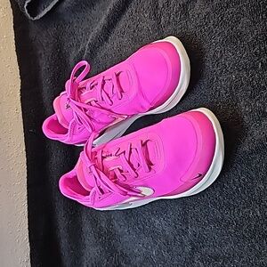 Nike Pink EUC Shoes Size 7